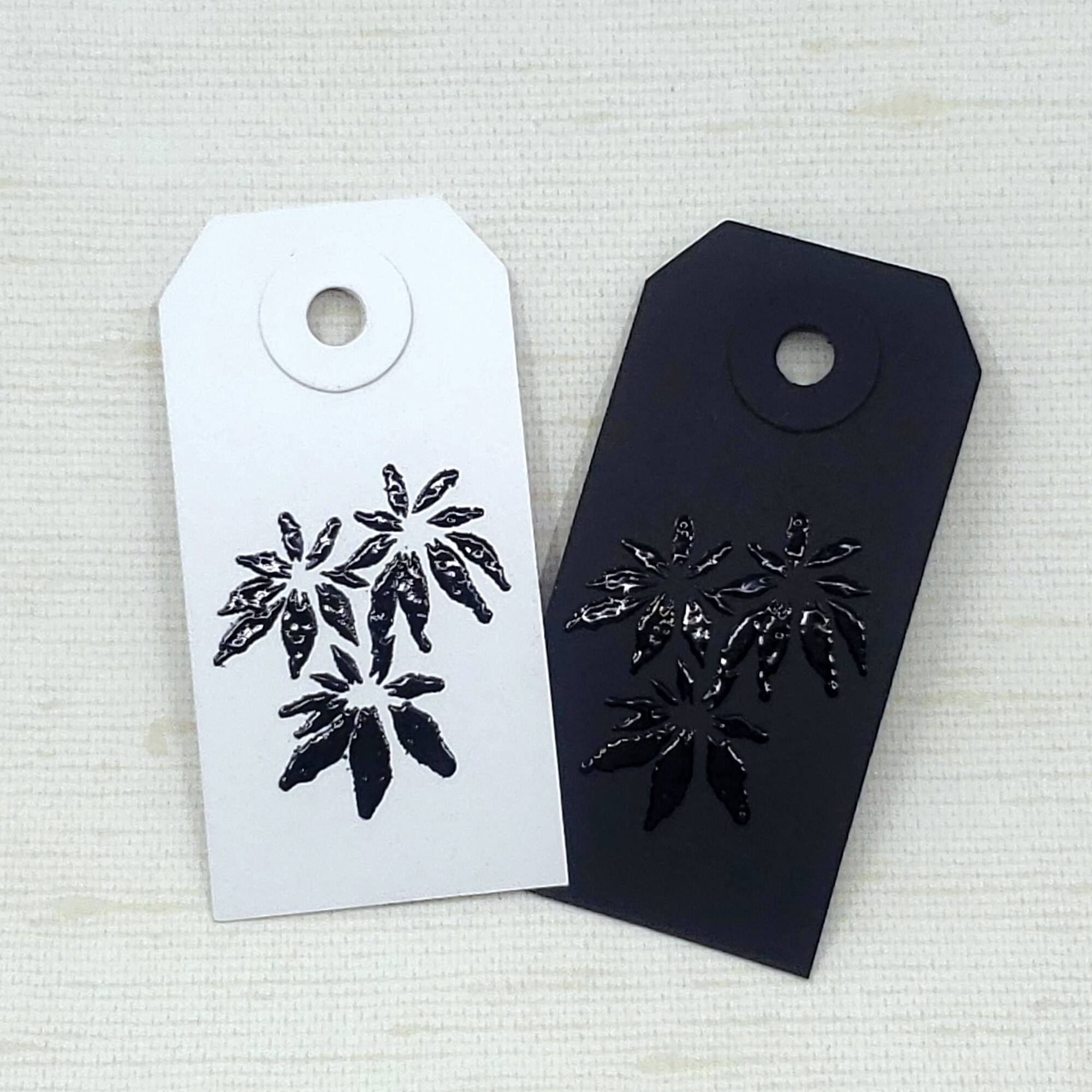 Ranger Black Super Fine Detail Embossing Powder